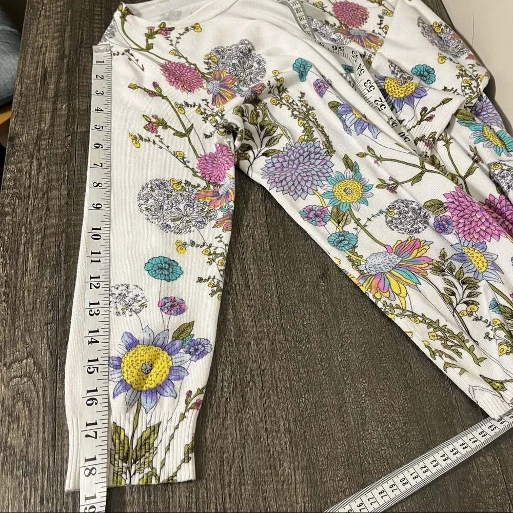 NWOT Joseph A. Floral Long Sleeve Lightweight Sweater, Size L - Picture 9 of 11